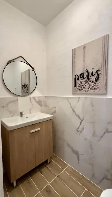 Charmant 3 Pieces Idealement Situe Mentone
